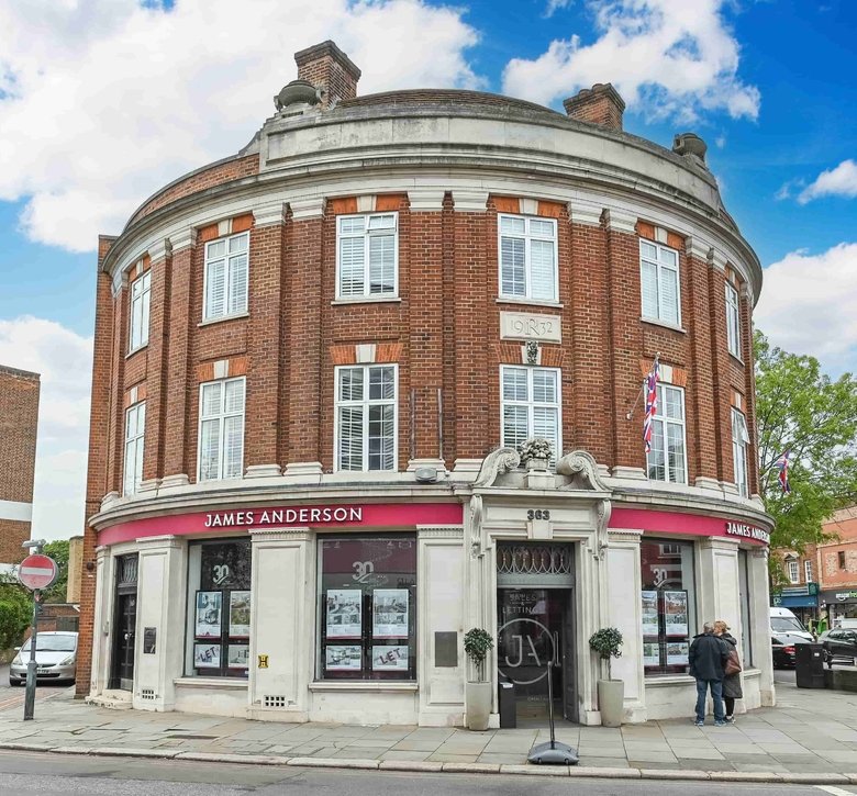 James Anderson, East Sheen